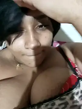 Snapshot of srtsara chatting on April 30, 2026, 9:08 pm srtsara online show from April 30, 2026, 9:08 pm