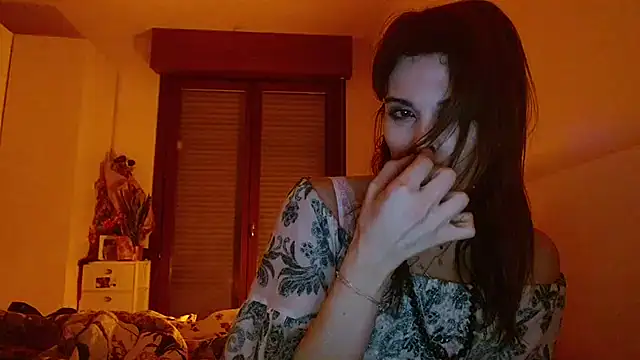 refem9 online show from November 6, 2025, 5:36 pm