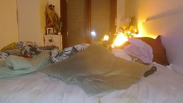 refem9 online show from November 15, 2025, 4:47 pm