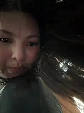 Ninazhang online show from January 14, 2026, 3:45 am