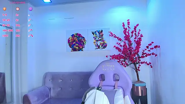 Antonella wild online show from April 21, 2026, 3:24 am