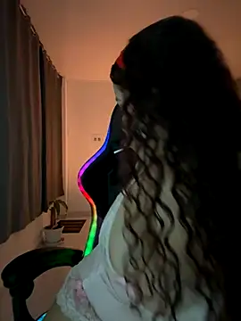 Snapshot of 18_salo chatting on October 31, 2025, 4:13 am 18 salo online show from October 31, 2025, 4:13 am