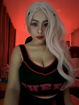 Snapshot of 18_salo chatting on December 5, 2025, 4:21 am 18 salo online show from December 5, 2025, 4:21 am