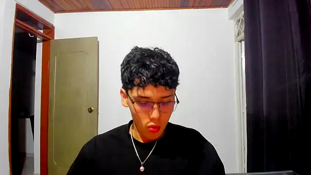 jacobs shelby online show from November 2, 2025, 1:52 am