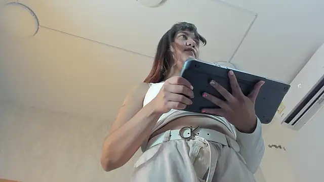 Snapshot of juliette_pretty_ chatting on October 13, 2025, 7:14 pm juliette pretty online show from October 13, 2025, 7:14 pm