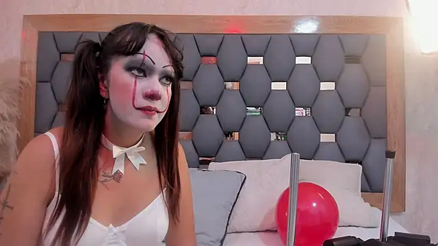 Snapshot of juliette_pretty_ chatting on October 17, 2025, 9:06 pm juliette pretty online show from October 17, 2025, 9:06 pm