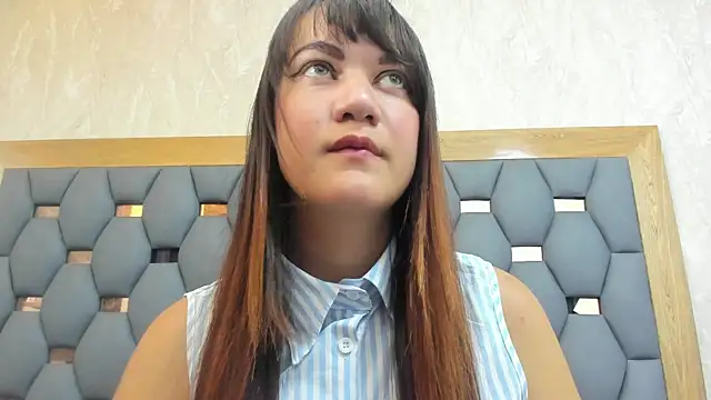 Snapshot of juliette_pretty_ chatting on October 21, 2025, 8:09 pm juliette pretty online show from October 21, 2025, 8:09 pm