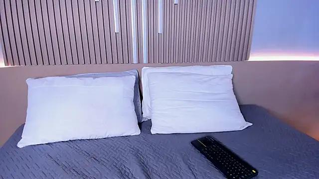 Camile cute online show from February 13, 2026, 6:15 pm