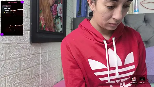 SALOME KORLAND online show from September 13, 2025, 6:18 pm