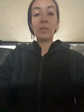 SALOME KORLAND online show from April 15, 2026, 9:37 pm