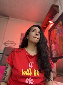 Snapshot of SALOME_KORLAND chatting on May 11, 2026, 7:33 pm SALOME KORLAND online show from May 11, 2026, 7:33 pm