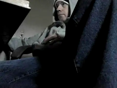 skateboy78 online show from December 14, 2024, 12:12 pm