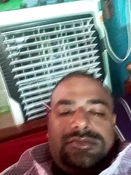 sree4143 online show from November 18, 2025, 4:06 am