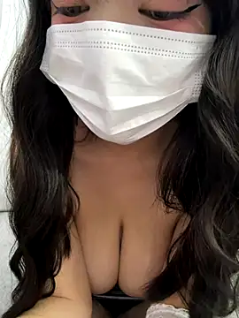 cute-yay online show from October 30, 2025, 3:19 am