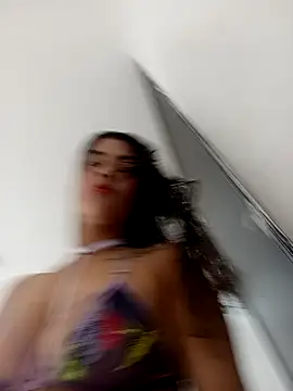 Snapshot of Fox_Roxxan chatting on November 9, 2025, 1:59 am Fox Roxxan online show from November 9, 2025, 1:59 am