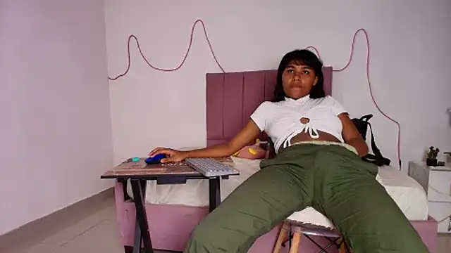 Snapshot of Andre_lezcano chatting on March 6, 2026, 5:31 pm Andre lezcano online show from March 6, 2026, 5:31 pm