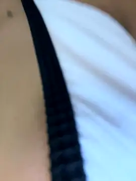 violeta 18x online show from October 24, 2025, 3:52 pm