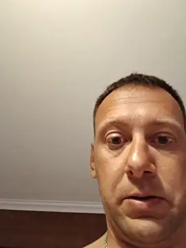 Snapshot of Alessio1987 chatting on June 9, 2026, 7:14 pm Alessio1987 online show from June 9, 2026, 7:14 pm