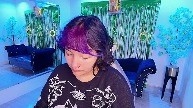 Ritsuka berry online show from March 18, 2026, 7:28 pm