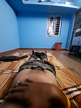 Tamilpayan00 online show from April 15, 2026, 4:47 pm