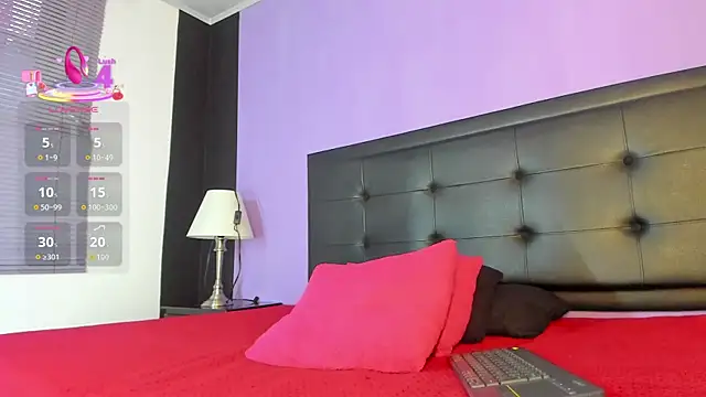 GreciaFox1 online show from April 20, 2026, 12:19 pm