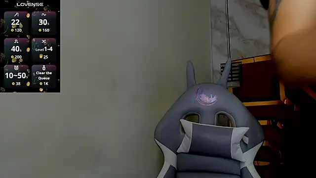 Luciifeer  online show from September 13, 2025, 11:21 am