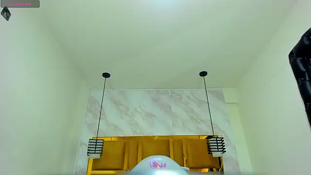 Luciifeer  online show from October 16, 2025, 6:42 pm