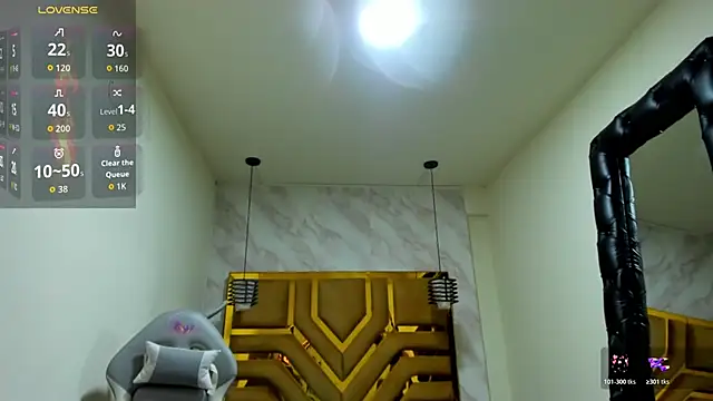 Luciifeer  online show from April 21, 2026, 1:42 am