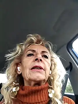 Snapshot of clarabell4 chatting on December 16, 2025, 7:57 am clarabell4 online show from December 16, 2025, 7:57 am