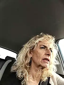 Snapshot of clarabell4 chatting on March 4, 2026, 7:47 am clarabell4 online show from March 4, 2026, 7:47 am