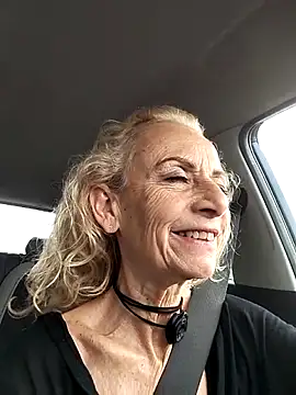Snapshot of clarabell4 chatting on May 5, 2026, 6:54 am clarabell4 online show from May 5, 2026, 6:54 am