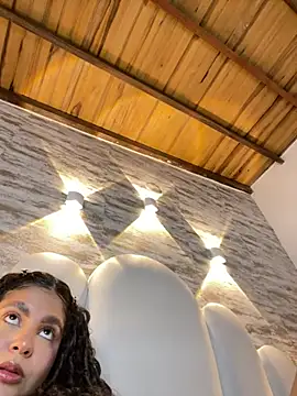 Yassy vazquez online show from January 16, 2026, 7:40 pm