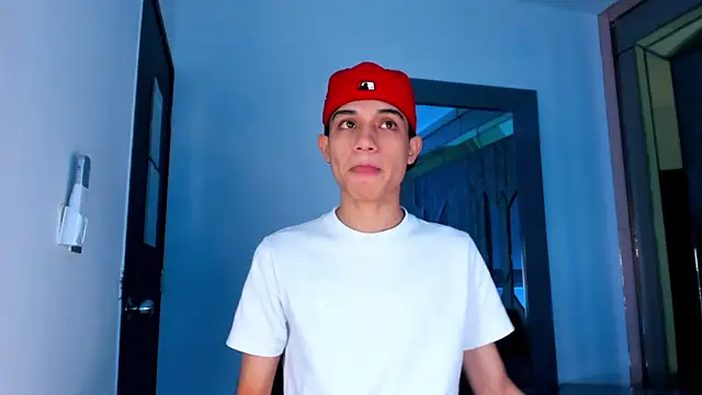 Sebax Young online show from March 11, 2026, 8:37 pm