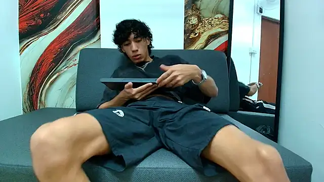 simondwayne online show from April 20, 2026, 7:37 pm