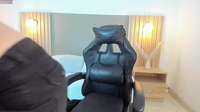 emma fhox online show from September 27, 2025, 2:16 am