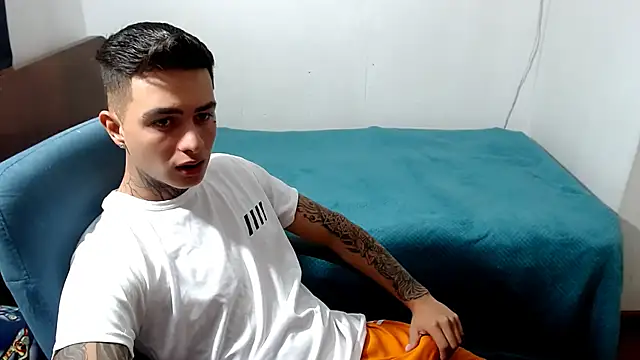 santii ss online show from September 29, 2025, 11:31 pm