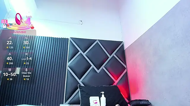 hot boy 04 online show from October 26, 2025, 12:55 pm