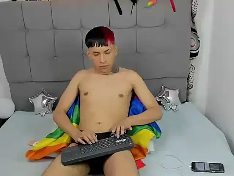 jake hott1 online show from October 8, 2025, 1:09 pm