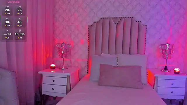 Yourwishisme val online show from October 6, 2025, 3:48 am