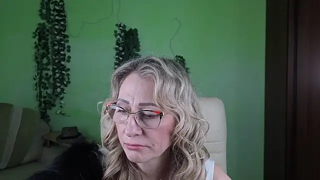 Habibi Honeyy online show from October 15, 2025, 10:48 am