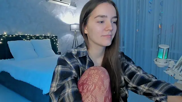 sweete chantal online show from October 28, 2025, 5:15 pm