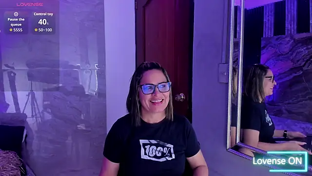 Agatha Pleasure online show from September 19, 2025, 11:44 am