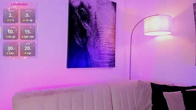 chelssy7 online show from October 27, 2025, 3:43 am