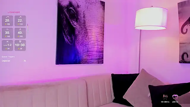 chelssy7 online show from November 3, 2025, 3:41 am