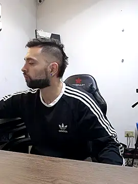 Snapshot of Nacho_Masters chatting on October 11, 2025, 11:03 pm Nacho Masters online show from October 11, 2025, 11:03 pm