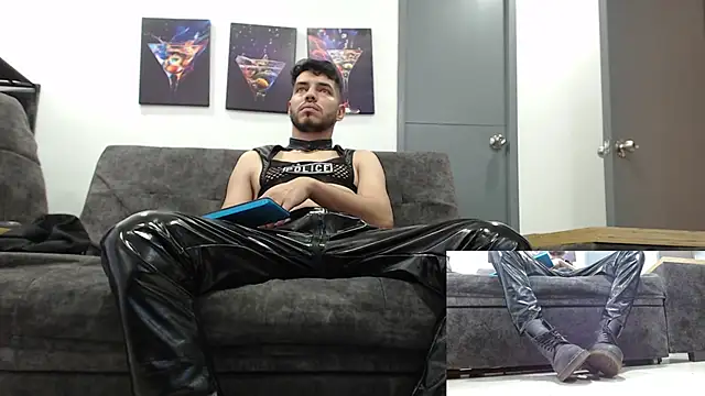 mackdaniels online show from October 28, 2025, 7:38 pm