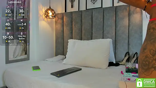 Gia Scott online show from September 23, 2025, 11:24 am