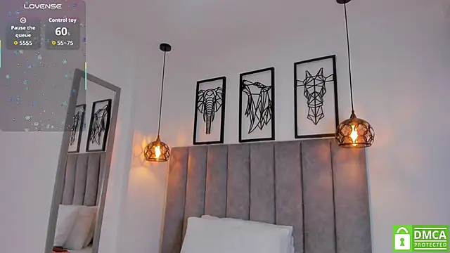 Gia Scott online show from October 4, 2025, 9:02 pm