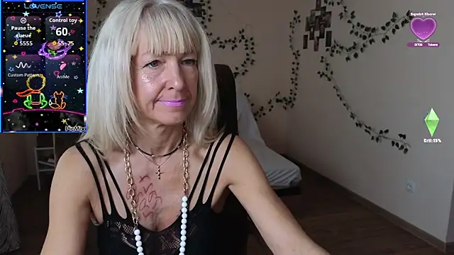 Laura Gol online show from September 24, 2025, 4:38 am