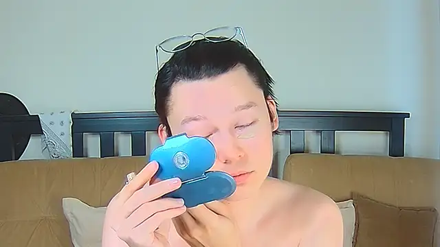 Derek Carter online show from September 19, 2025, 1:01 pm